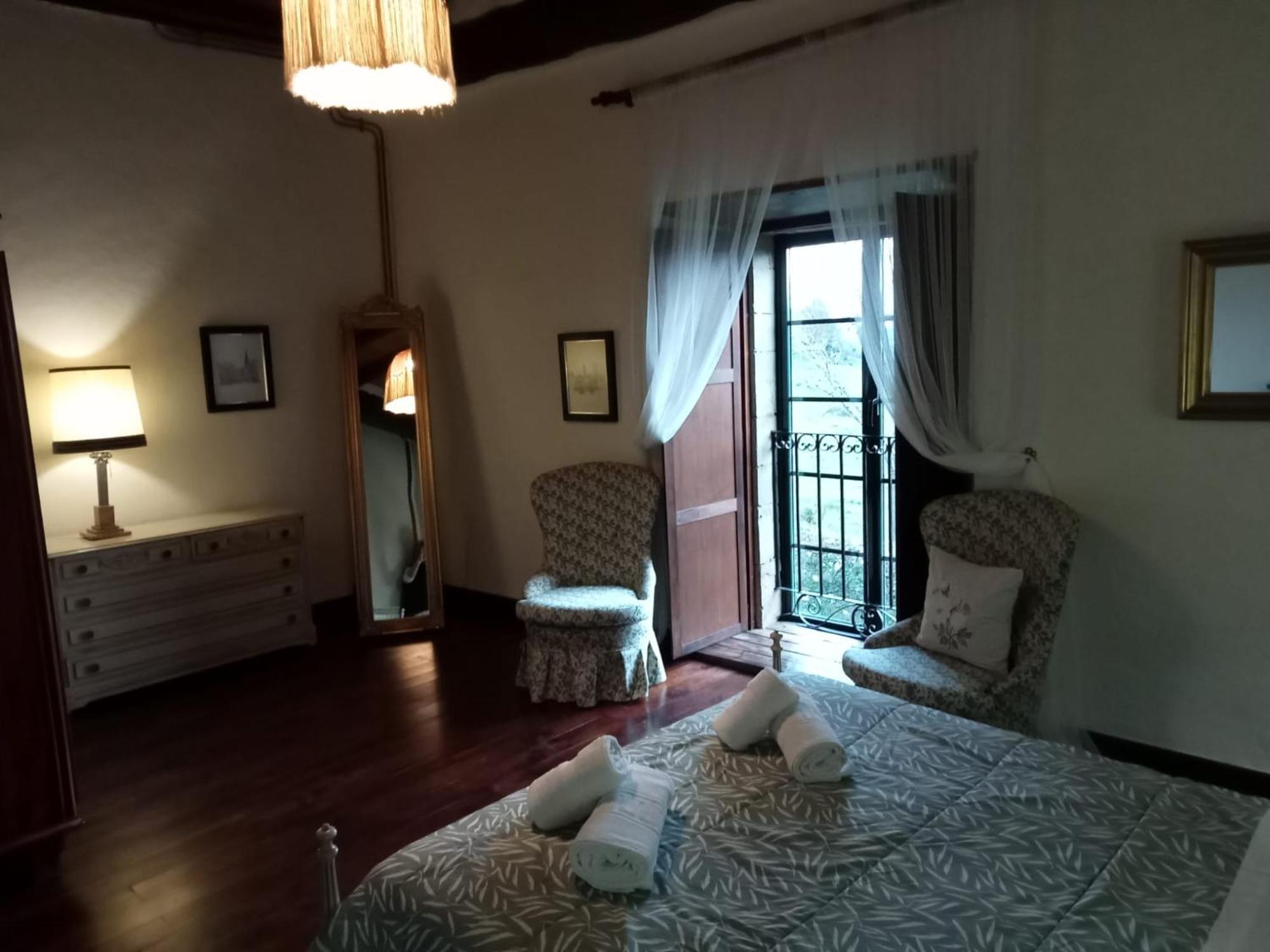 Palacio De Cantiz "Reserva De Ancares" Becerreá Eksteriør billede